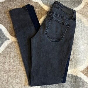 🌖 DKNY Mercer Black and Dark Blue Color-block Denim Jeans